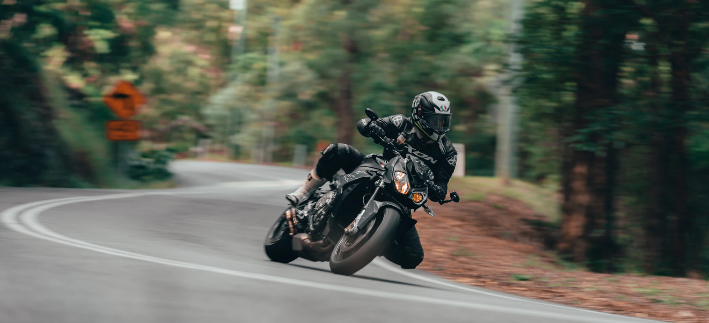 AI and AR solutions for motorcyclists